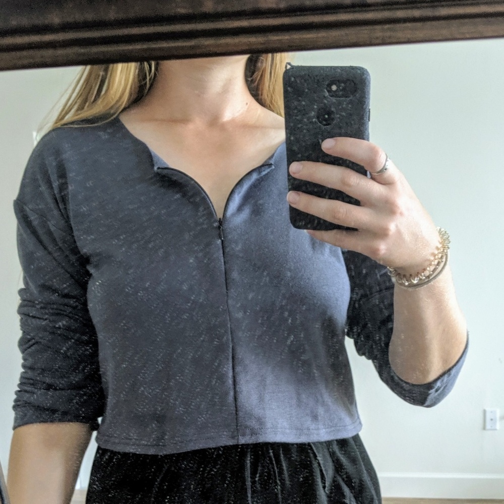 Boohoo long-sleeve cropped shirt